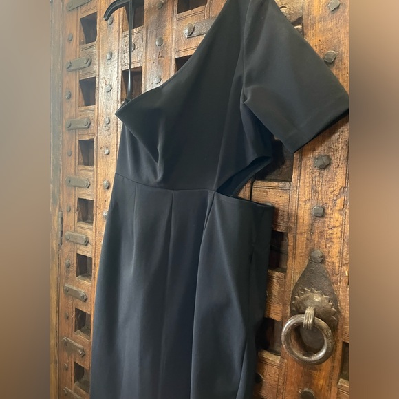 NWT Jill Stuart Black Shoulder Cut Out Sheath Dress - Picture 4 of 6